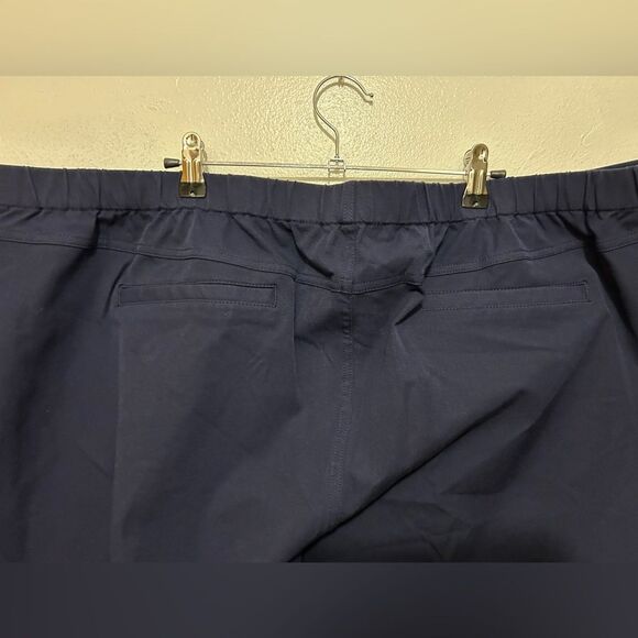 NWOT Isaac Mizrahi Live! Regular Stretch High Waist Pant Navy Plus Size 30WP - Picture 5 of 11